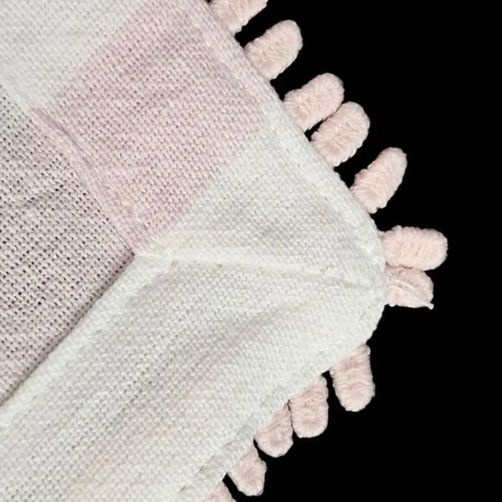 August & Leo 4 Napkins Pack Square 18 x 18 Inch Pink and White Striped Cotton Nw